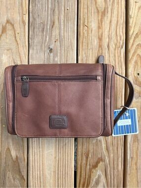 fossil - leather shaving kit/toiletry bag